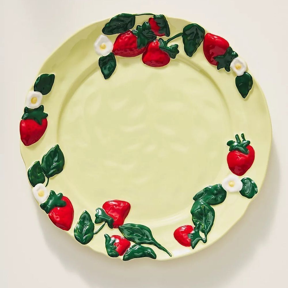 ❤️NWT Anthropologie Strawberry Design Dessert Plate